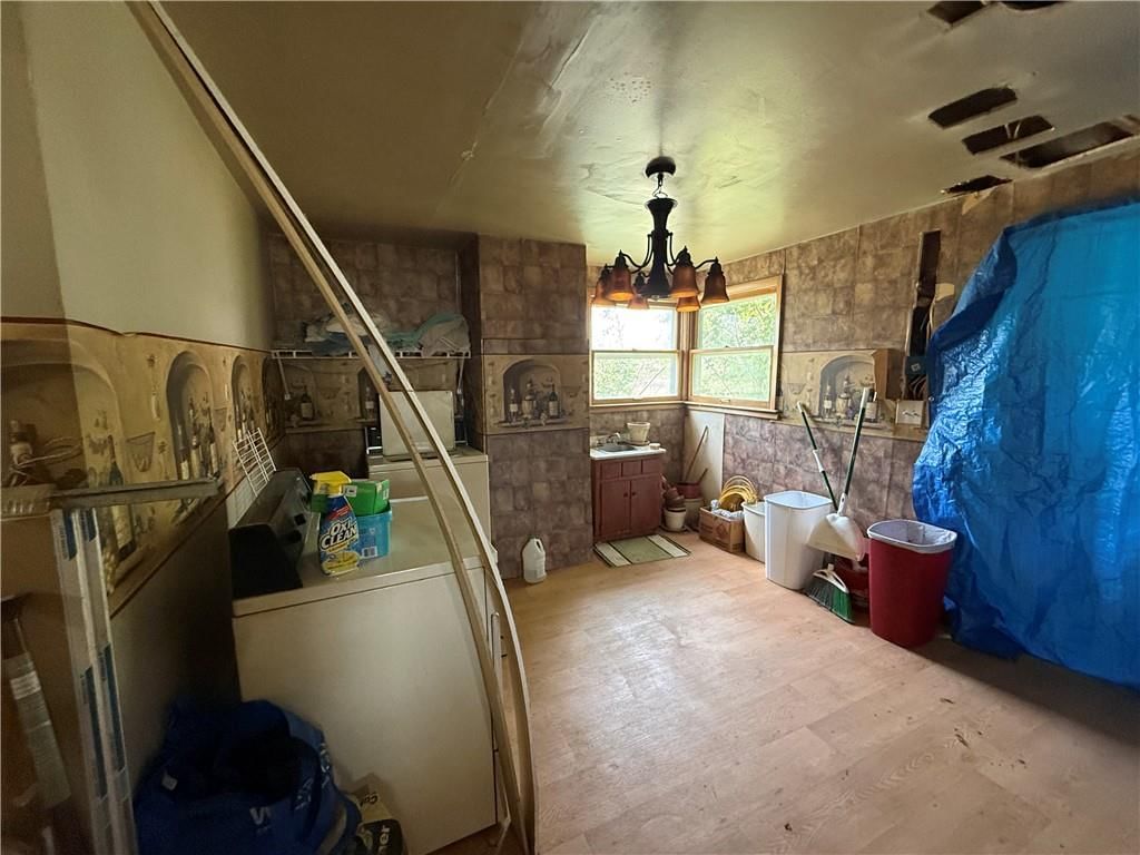 102 N West Street — photo 9