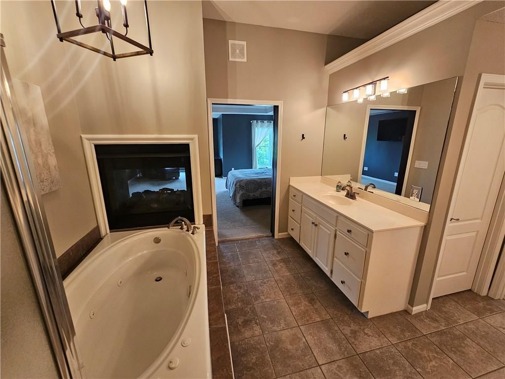 17504 W 84th Street — photo 37