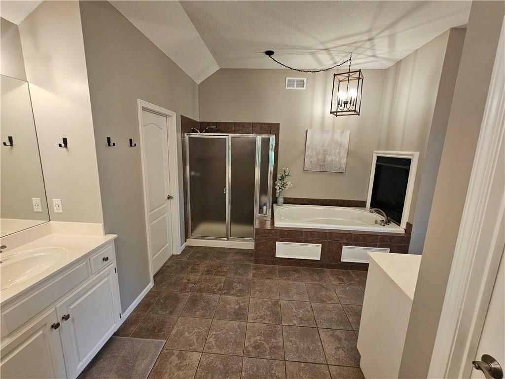 17504 W 84th Street — photo 38