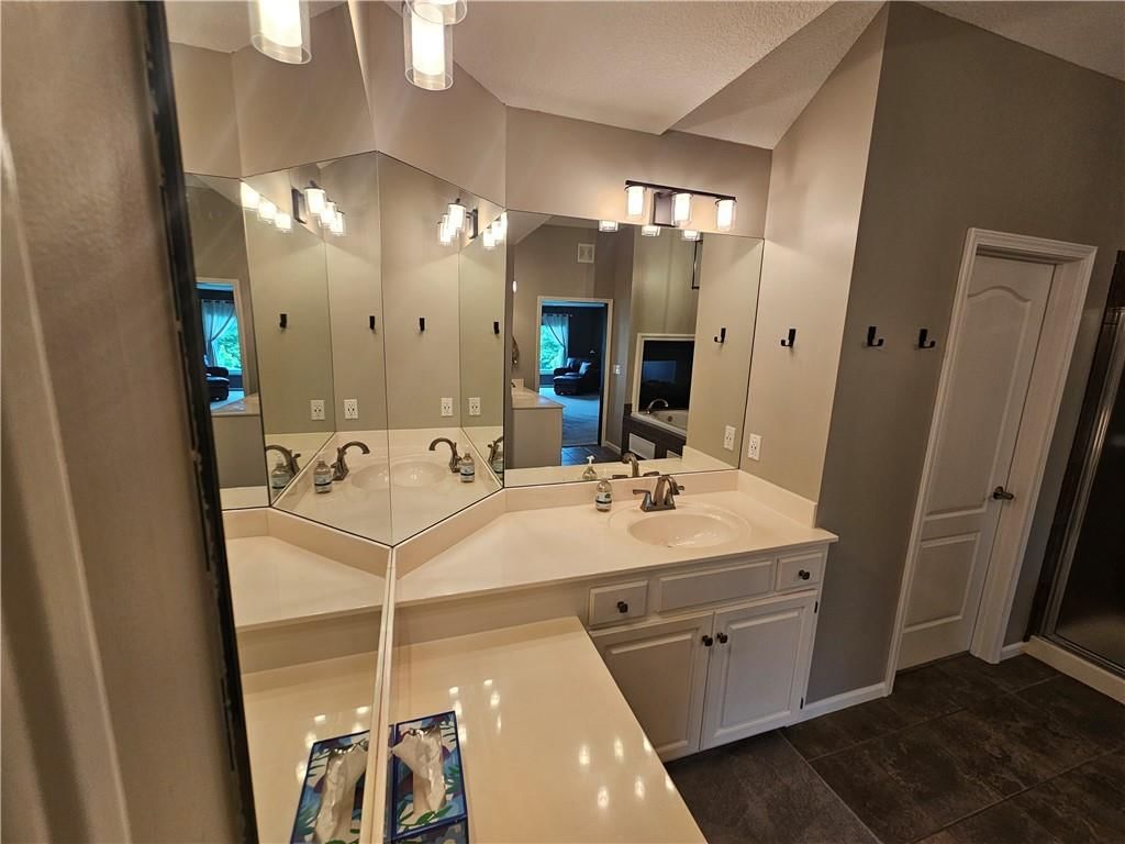 17504 W 84th Street — photo 39
