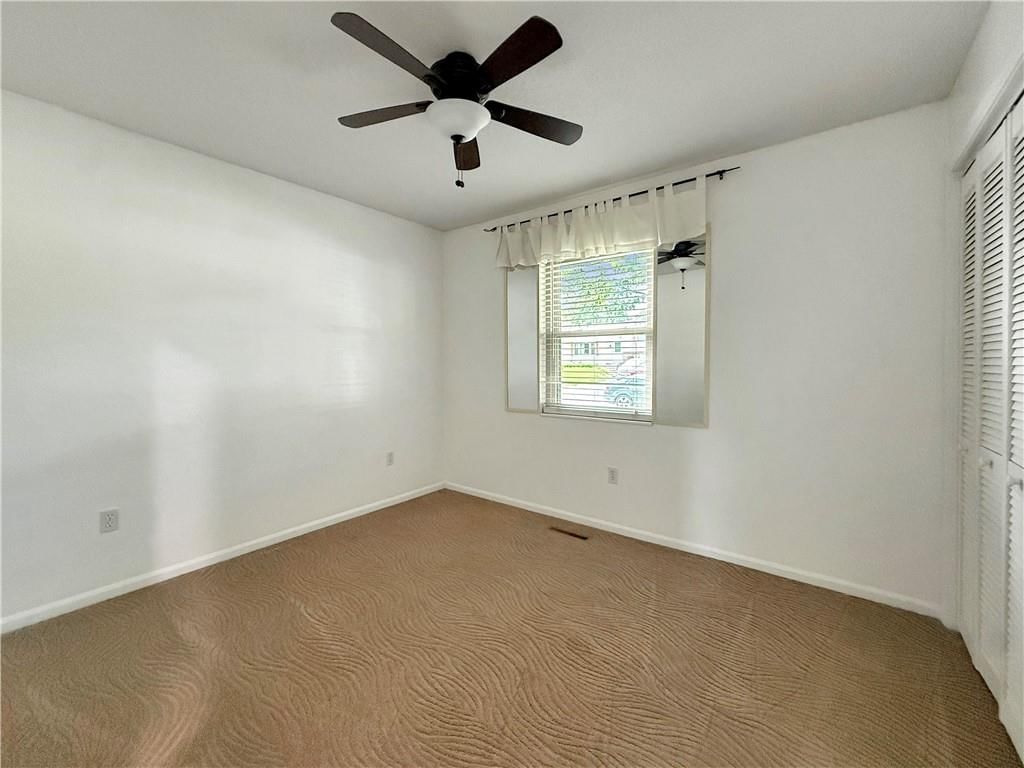 402 W 33rd Street — photo 15