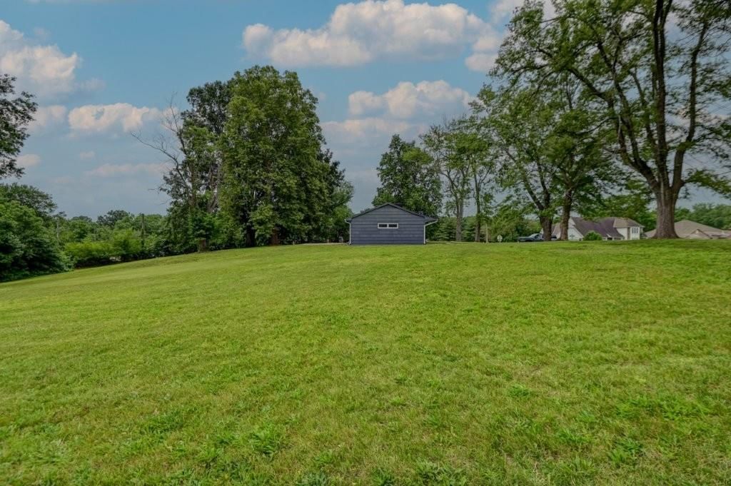 4407 S Phelps Road — photo 10