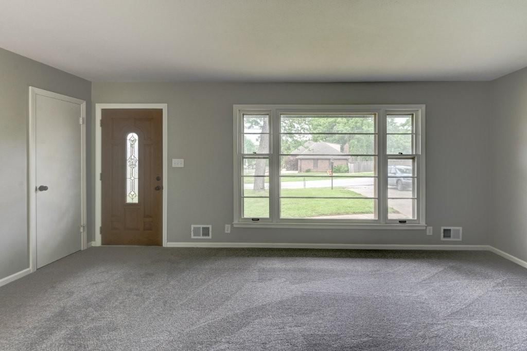 4407 S Phelps Road — photo 15