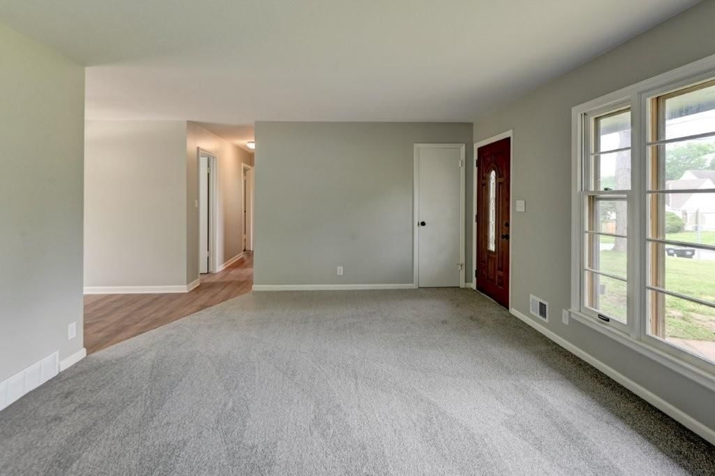 4407 S Phelps Road — photo 16