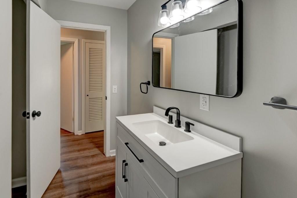 4407 S Phelps Road — photo 31