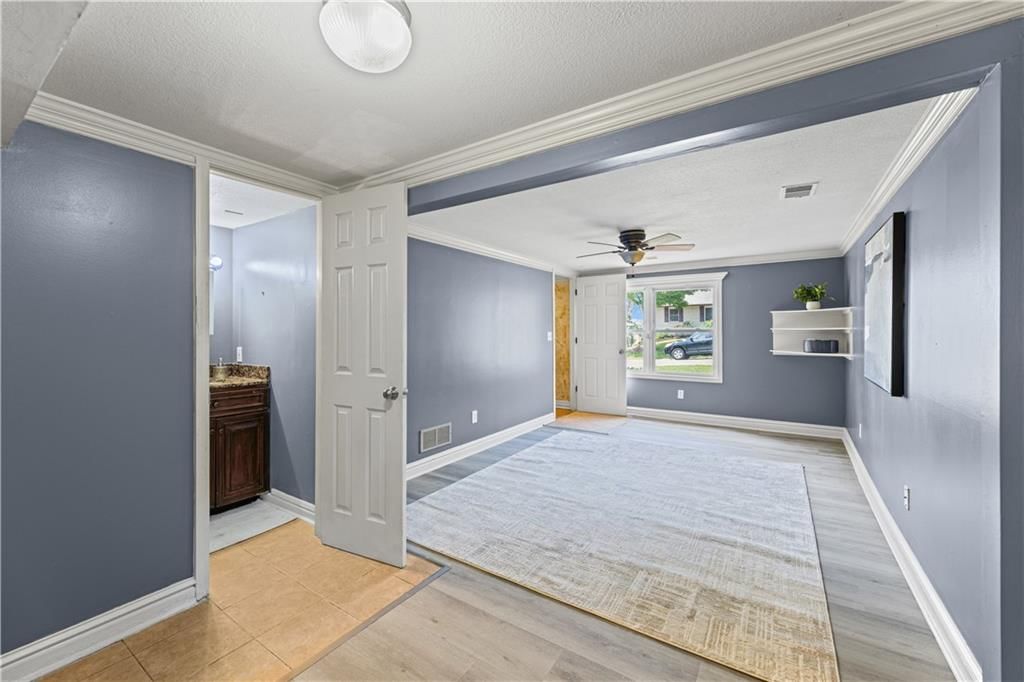 5905 N Denver Avenue — photo 31