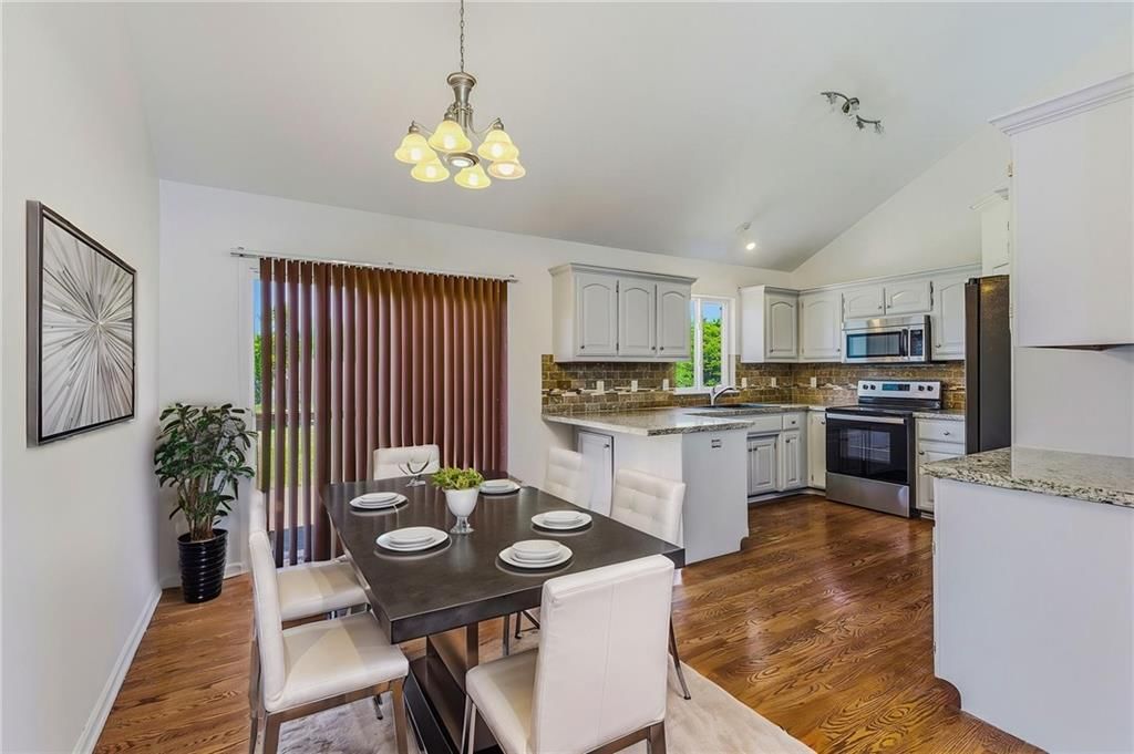 622 Johnston Parkway — photo 16