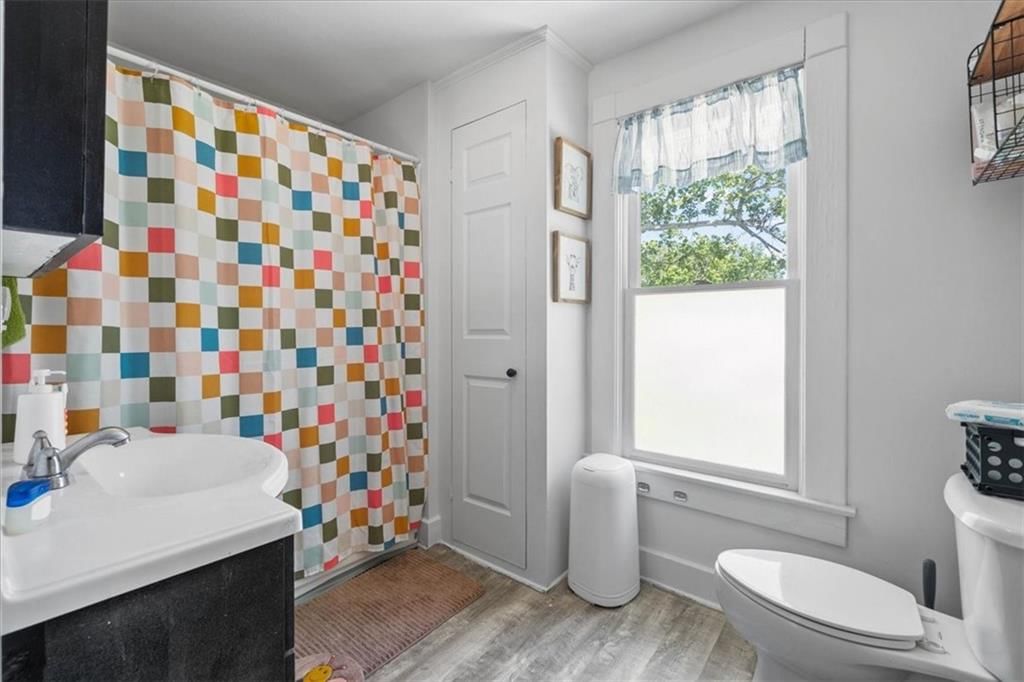 329 W 3rd Street — photo 23