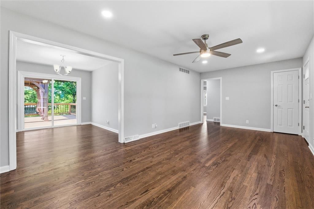 9708 E 71st Terrace — photo 5