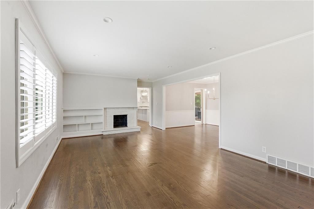 9915 MERCIER Street — photo 7