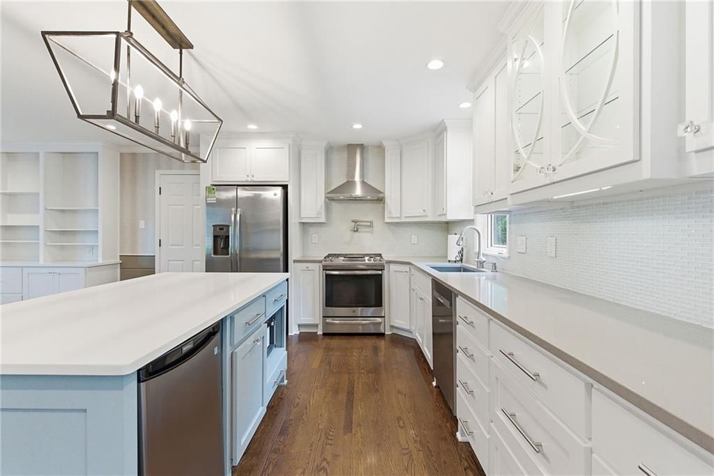 9915 MERCIER Street — photo 14