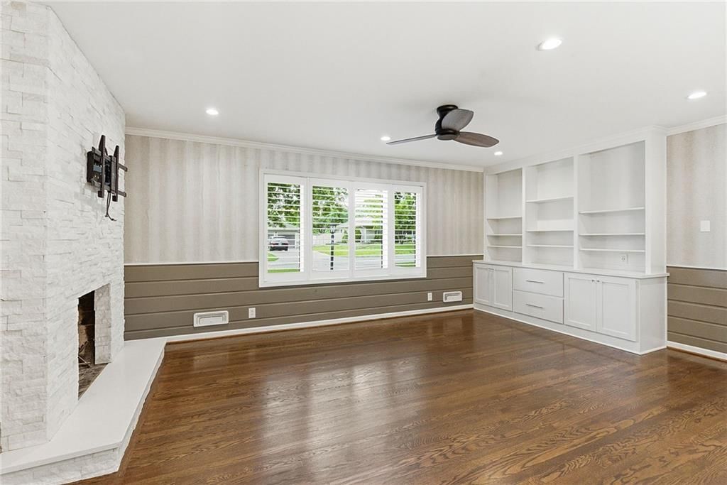 9915 MERCIER Street — photo 20