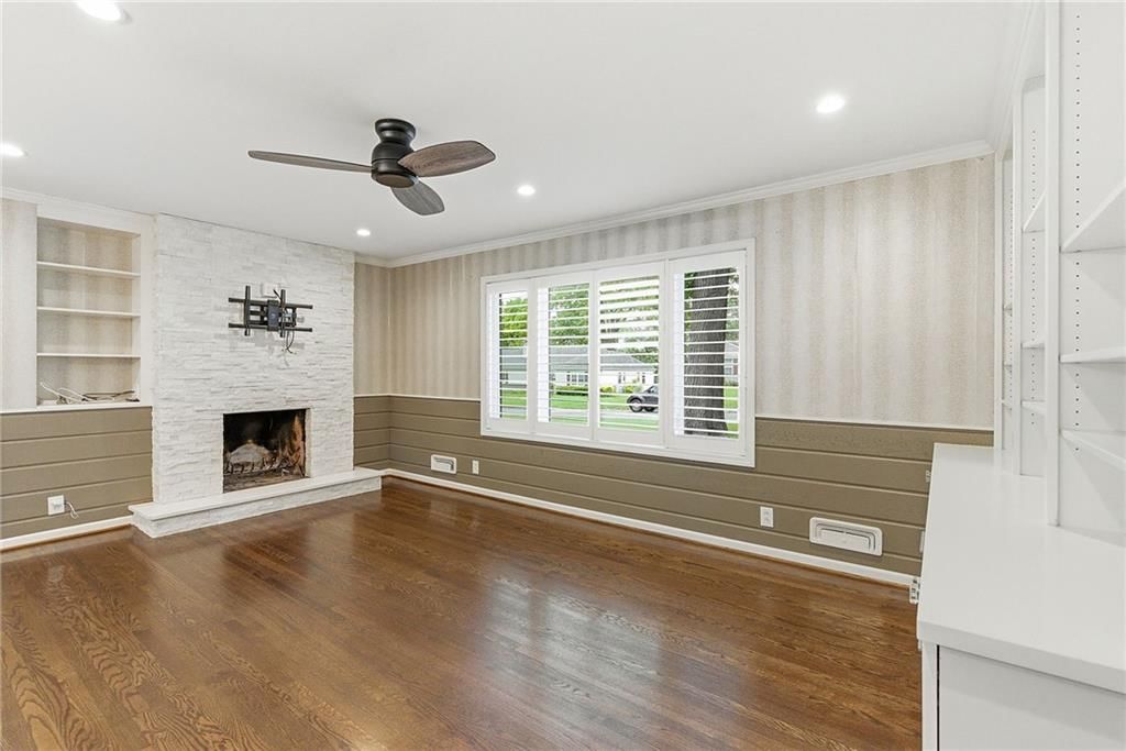 9915 MERCIER Street — photo 21