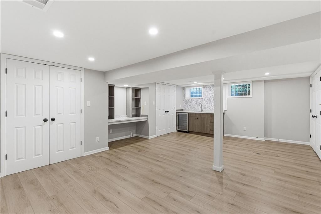 9915 MERCIER Street — photo 38