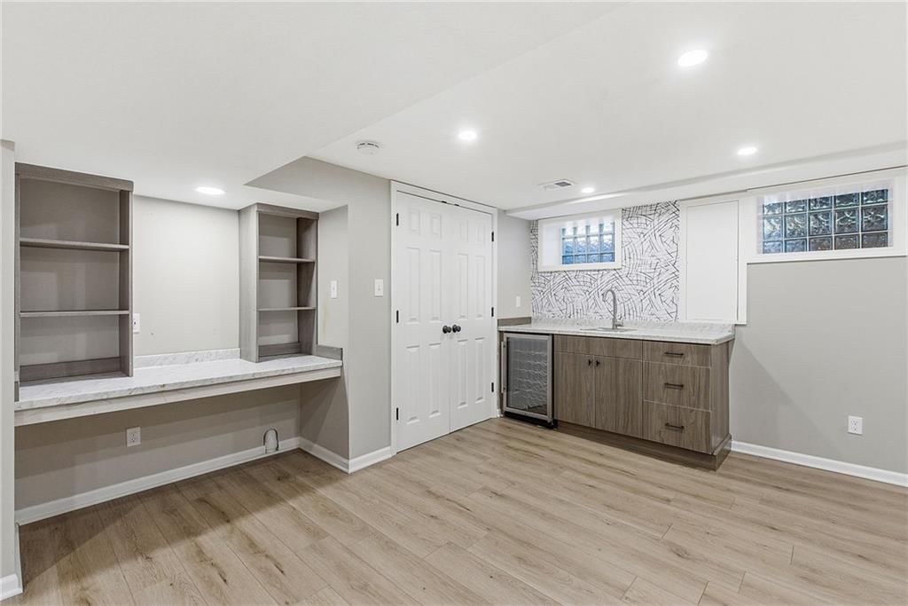 9915 MERCIER Street — photo 40
