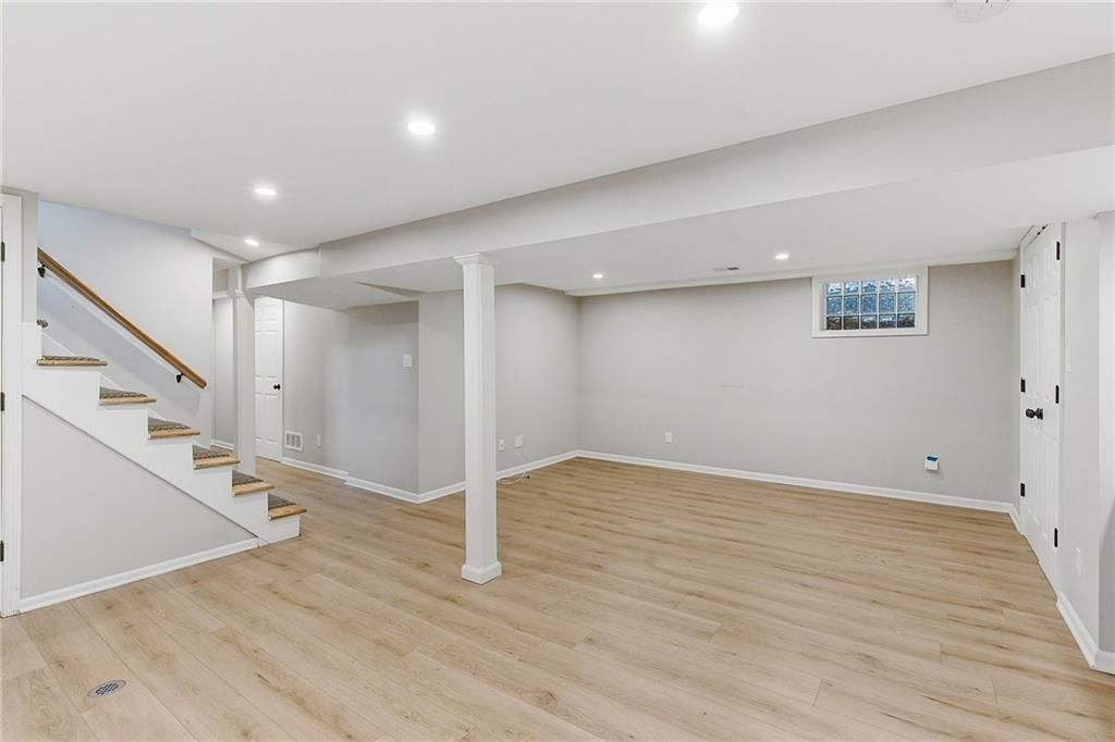 9915 MERCIER Street — photo 42