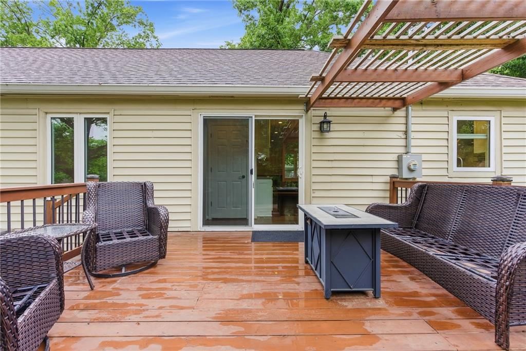 9915 MERCIER Street — photo 51