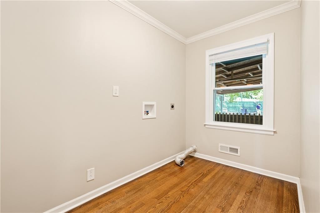 10000 Holly Street — photo 20