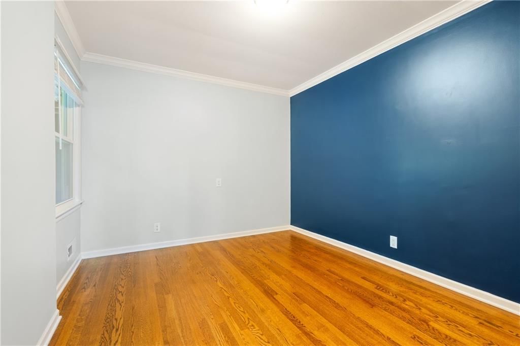10000 Holly Street — photo 21