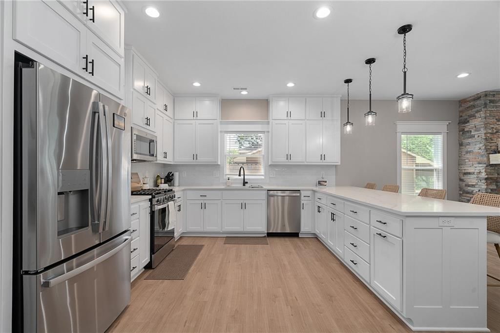 8415 Peoria Street — photo 6