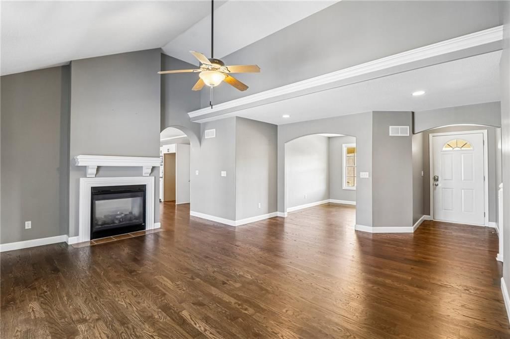 1322 S Greenwood Drive — photo 5