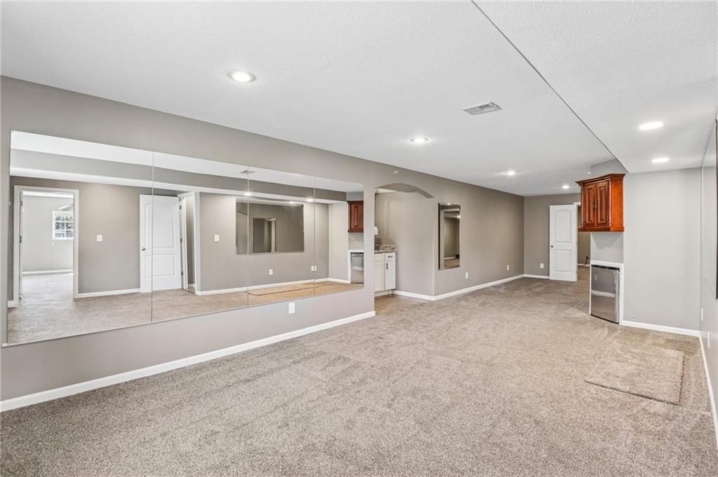 1322 S Greenwood Drive — photo 17