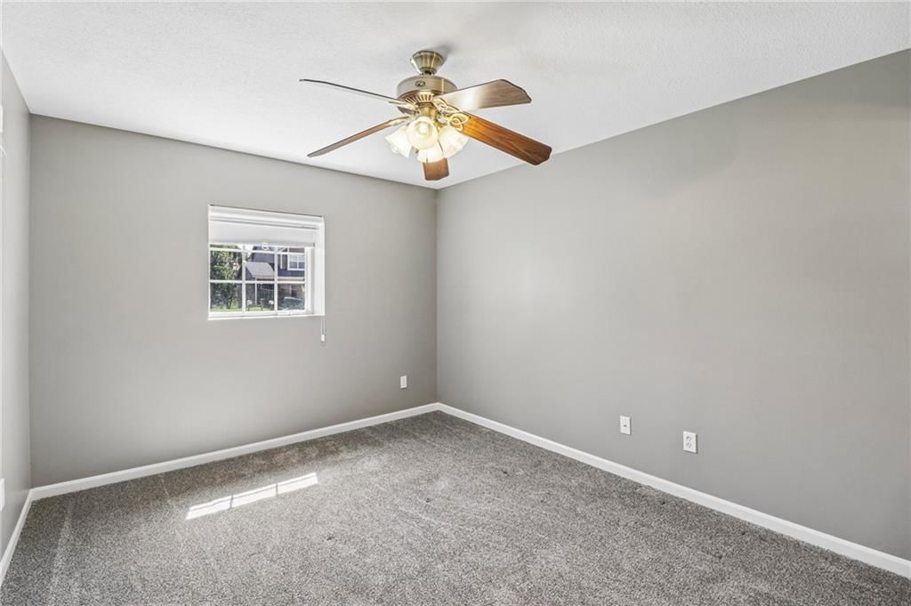 1322 S Greenwood Drive — photo 21