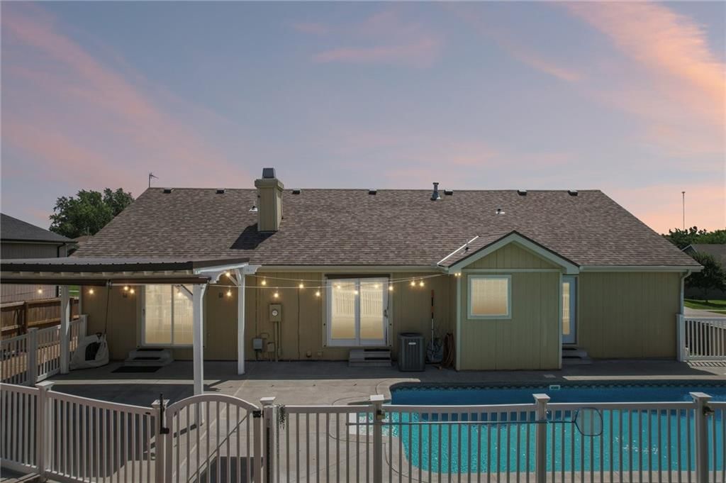 1322 S Greenwood Drive — photo 23