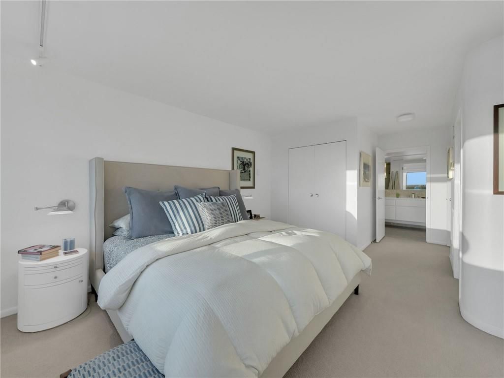 2510 Grand Boulevard — photo 26