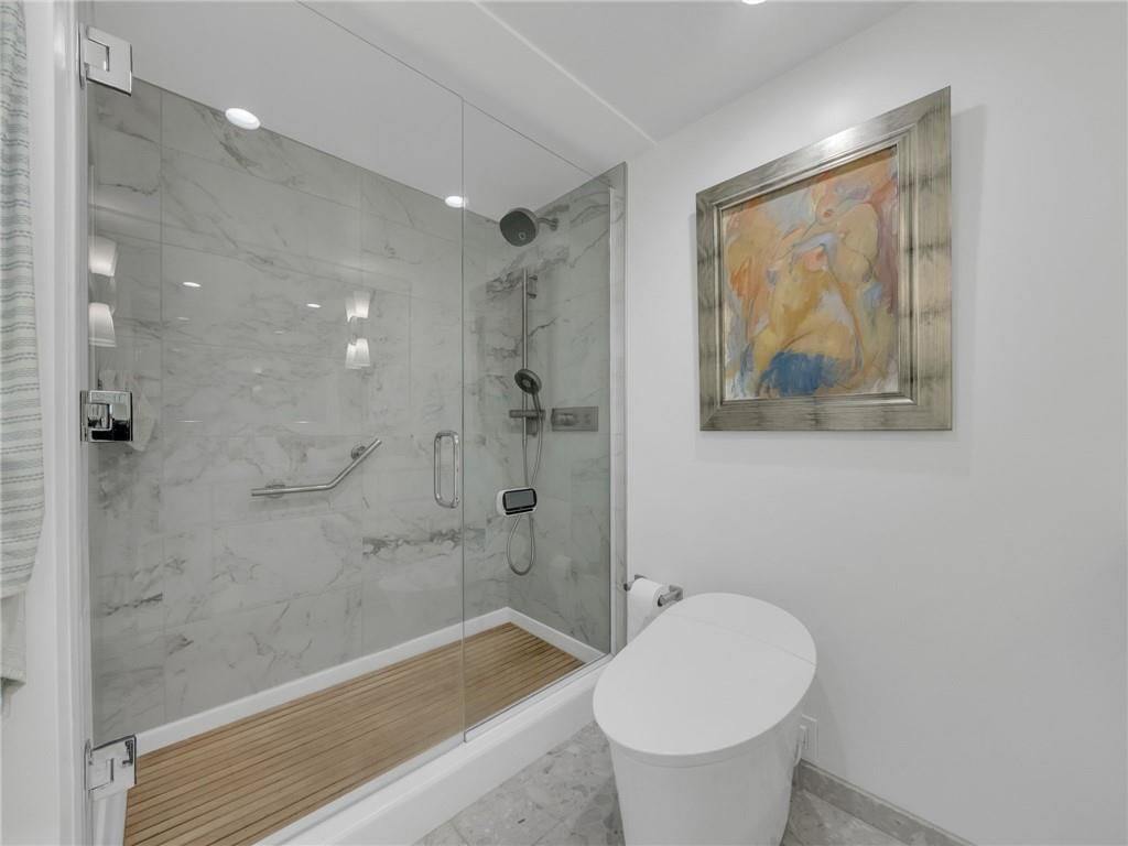 2510 Grand Boulevard — photo 31