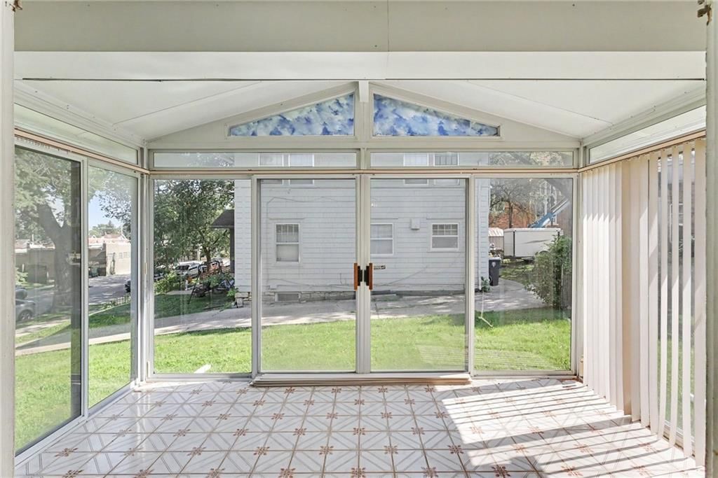 4236 Genessee Street — photo 14