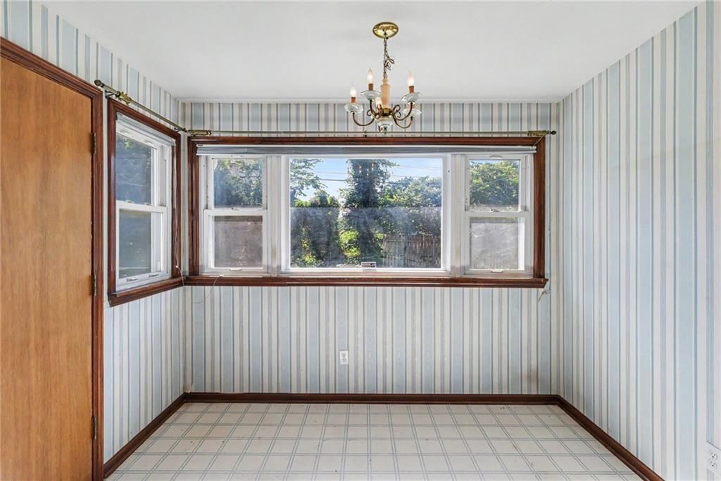 4236 Genessee Street — photo 19