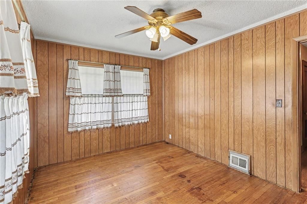 4236 Genessee Street — photo 21