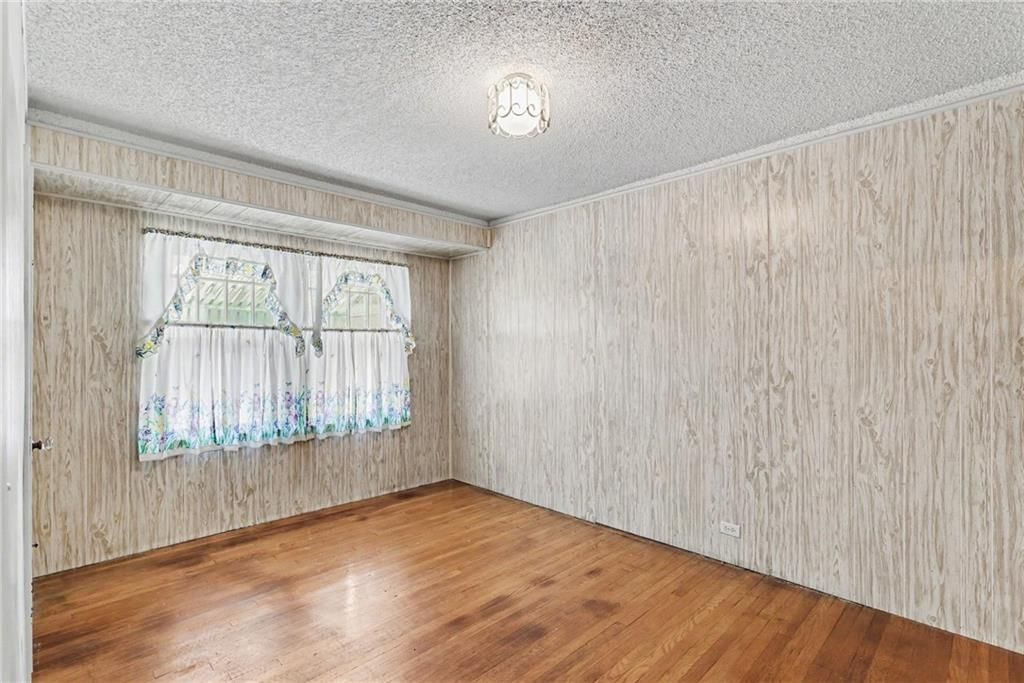 4236 Genessee Street — photo 24