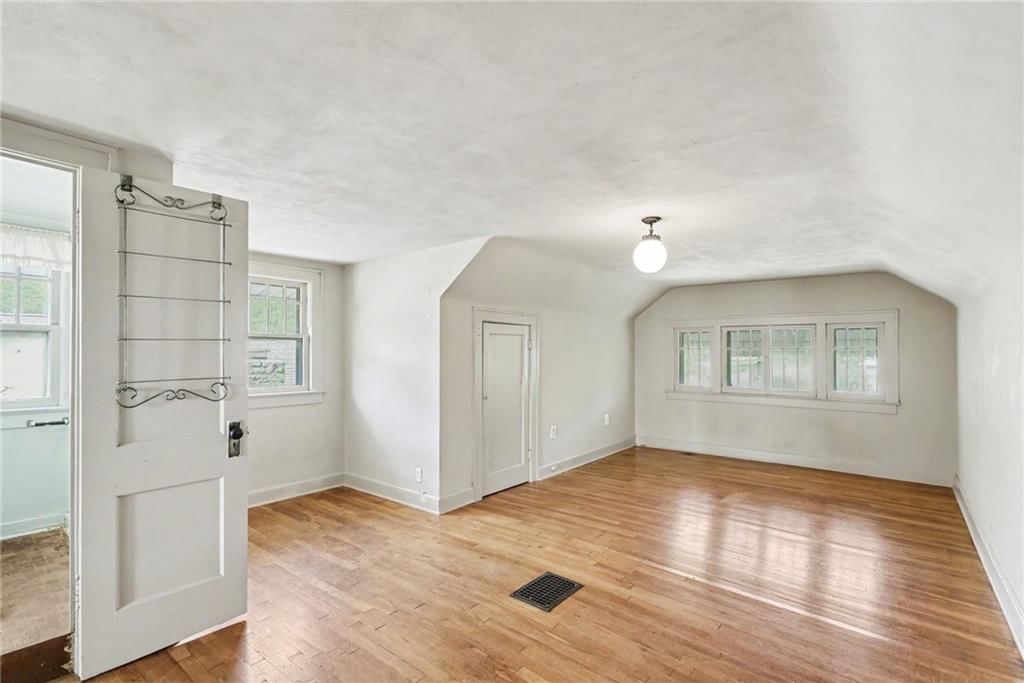4236 Genessee Street — photo 29