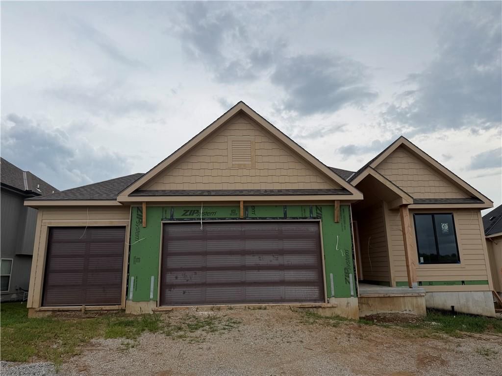 803 Savannah Court — photo 2