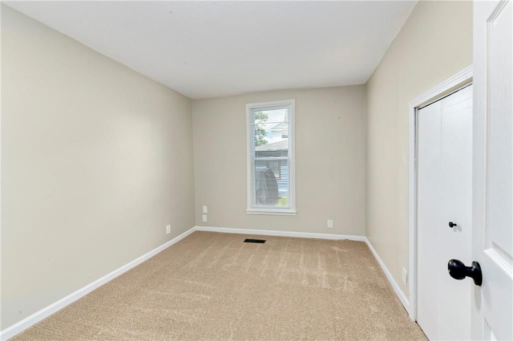 505 W Wea Street — photo 9
