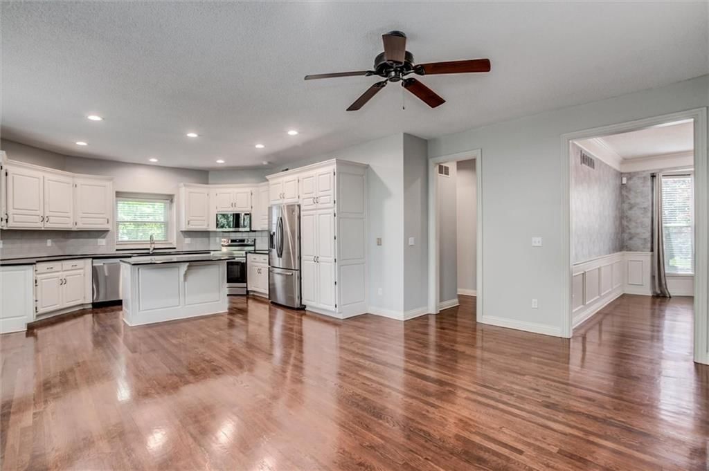 14308 Barton Street — photo 10