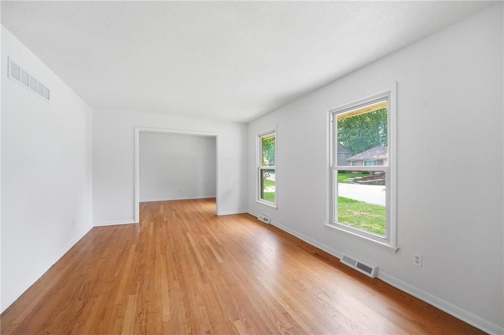 8026 Cleveland Avenue — photo 9