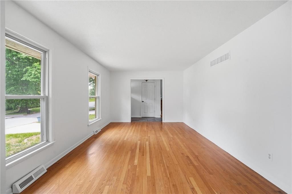 8026 Cleveland Avenue — photo 11