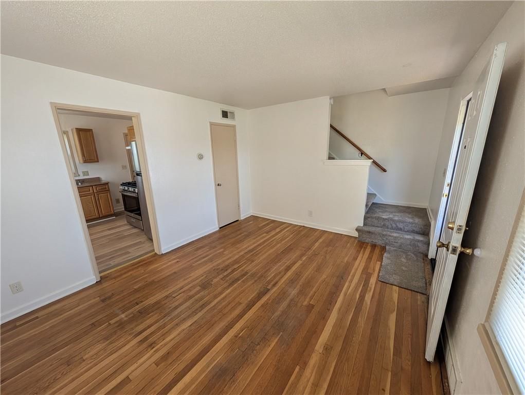 9504 Harrison Street — photo 13