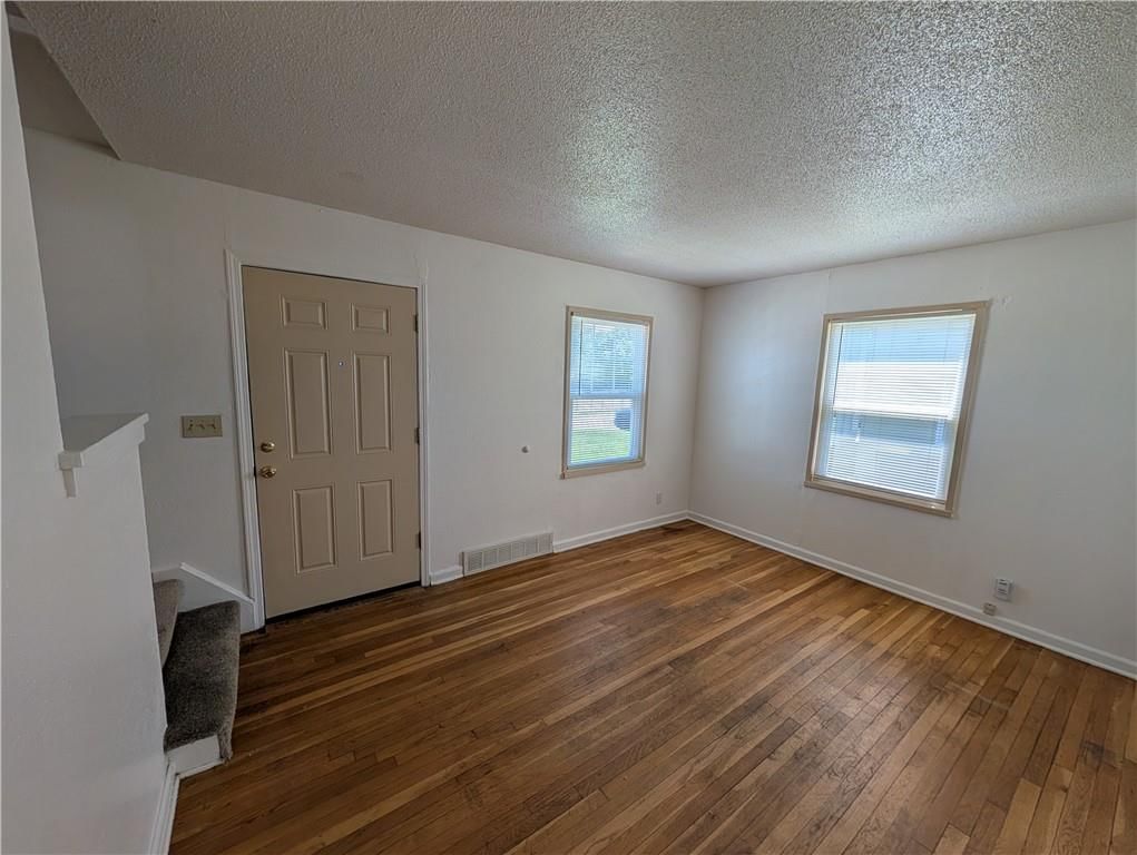 9504 Harrison Street — photo 17