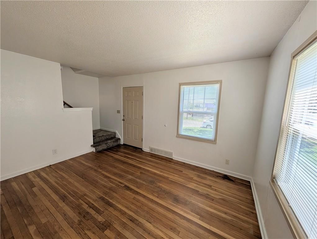9504 Harrison Street — photo 18