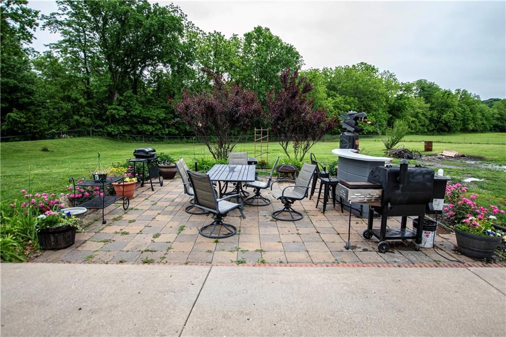 8005 S Buckner Tarsney Road — photo 32