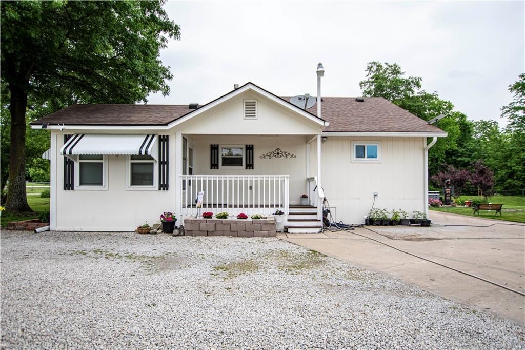 8005 S Buckner Tarsney Road — photo 35
