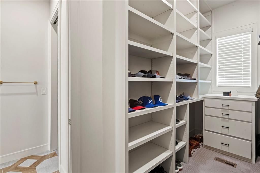 16704 Earnshaw Street — photo 22