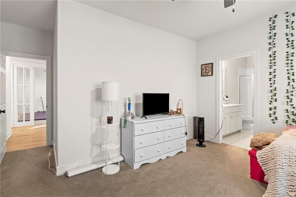 16704 Earnshaw Street — photo 28