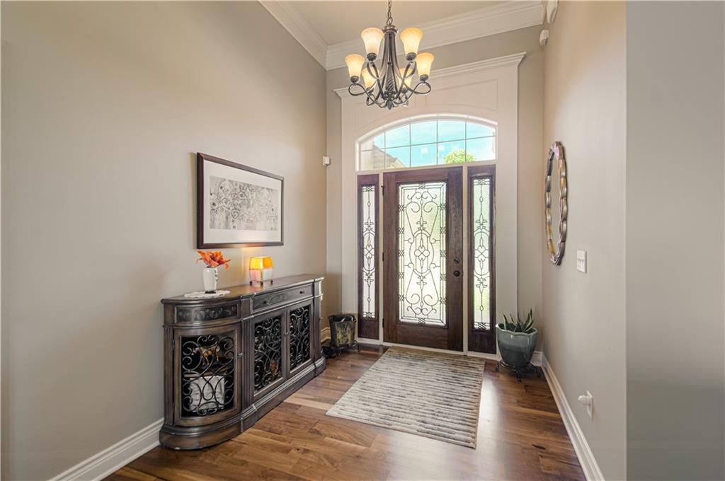 2512 NE CRESTVIEW Street — photo 5