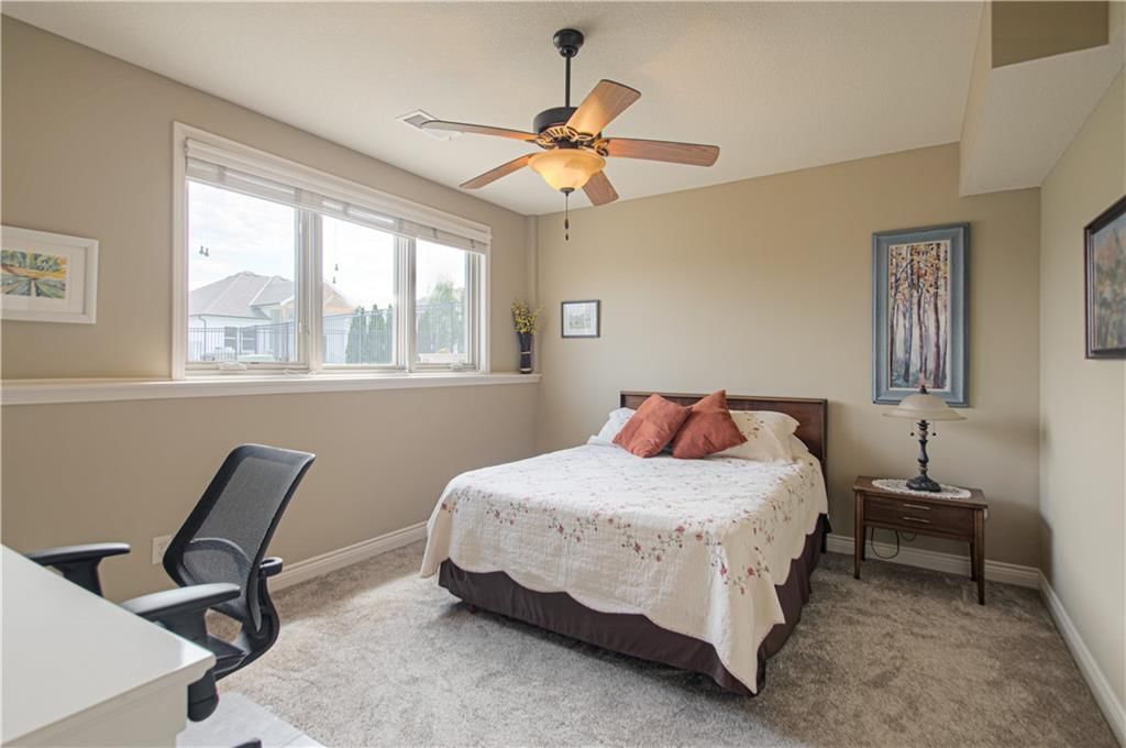2512 NE CRESTVIEW Street — photo 23