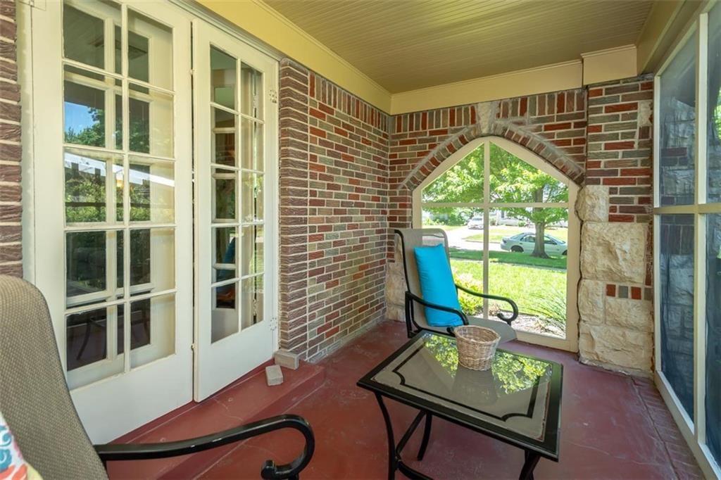 1209 S Hickory Street — photo 10